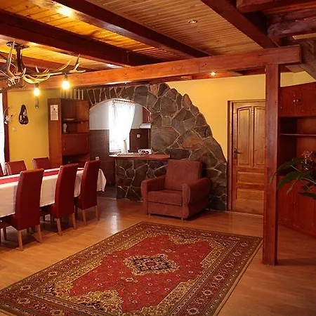 Nyaraló Casa Moldovan